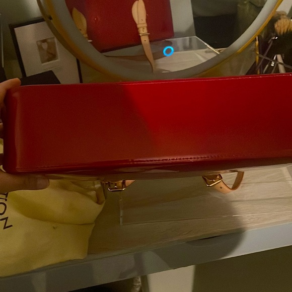 Louis Vuitton Brentwood tote - Picture 8 of 8